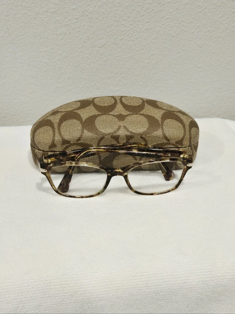 Coach Authentic Tortoiseshell Eyeglasses with Signature Logo Case